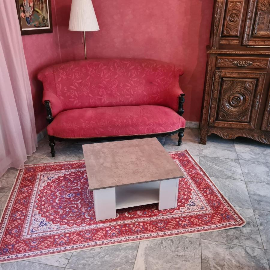 Le Gite De Massiac Luaran gambar